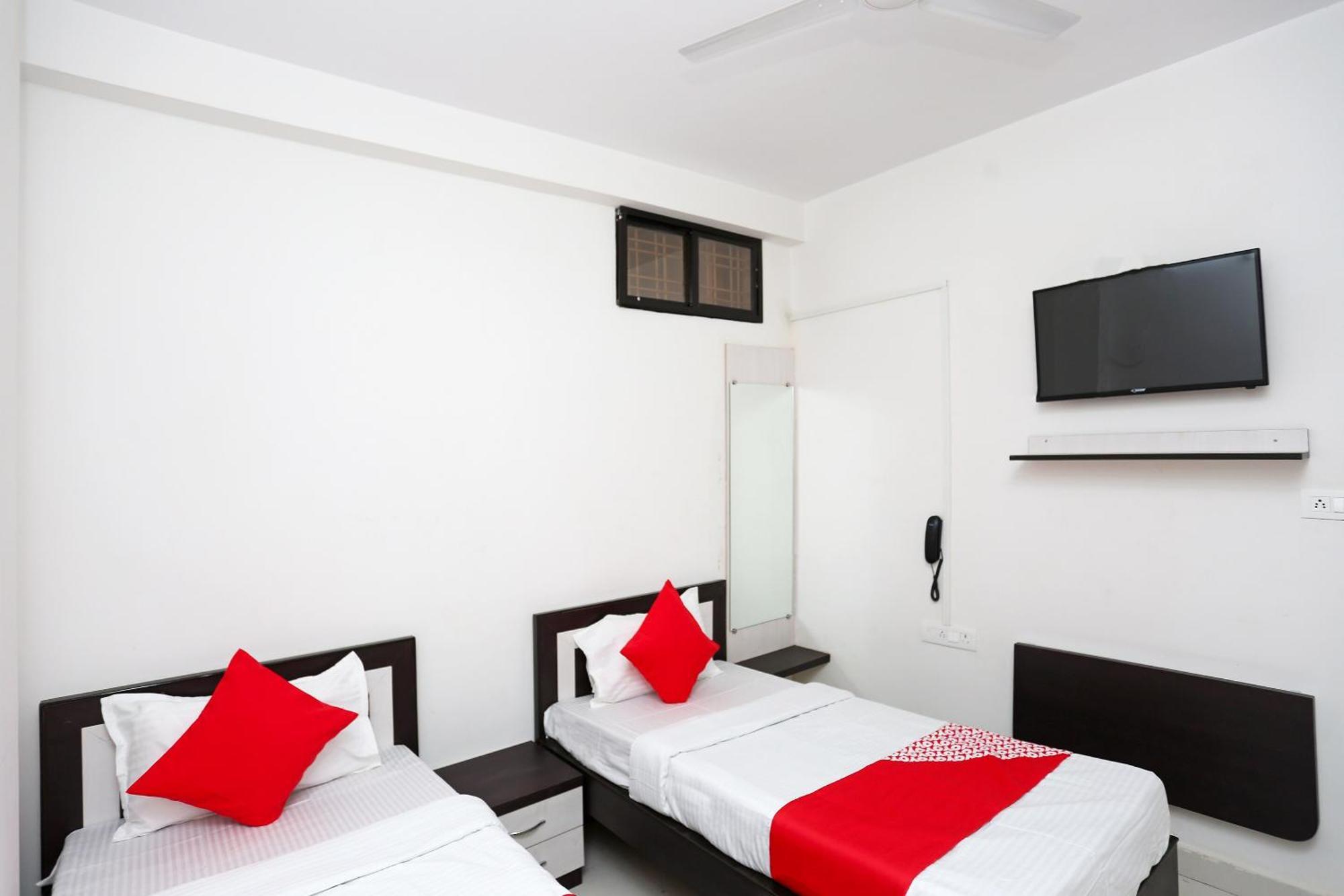 Hotel O 30359 Hotel The Vinayak Bhopál Kültér fotó