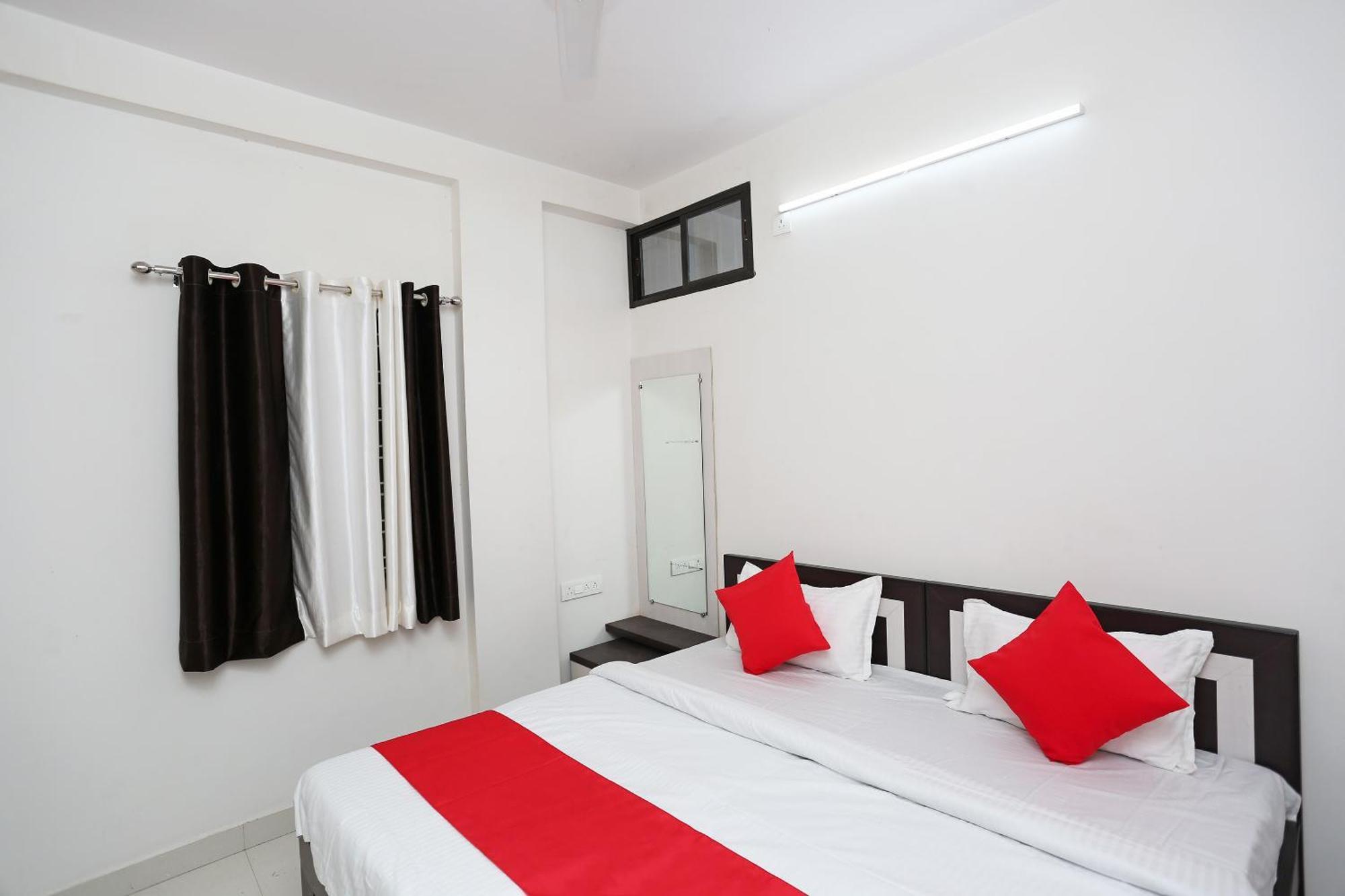 Hotel O 30359 Hotel The Vinayak Bhopál Kültér fotó
